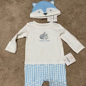 0-3 mth baby boy outfit with 0-3 mth hat